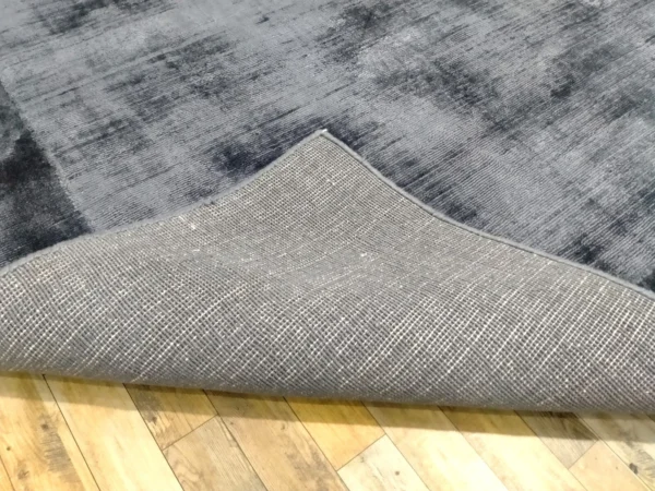 Elegant Handloom Shaded Silk Area Rug – Charcoal Grey