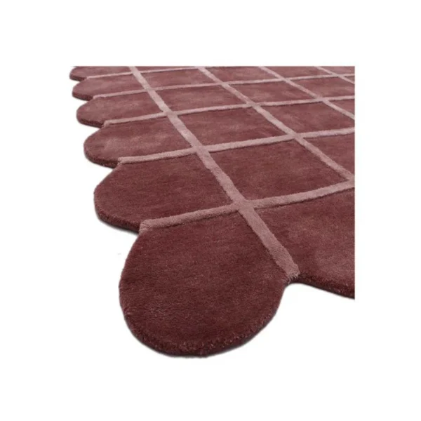 Luxury Hand Tufted Silk and wool Rug Scalloped Edge Grid Design