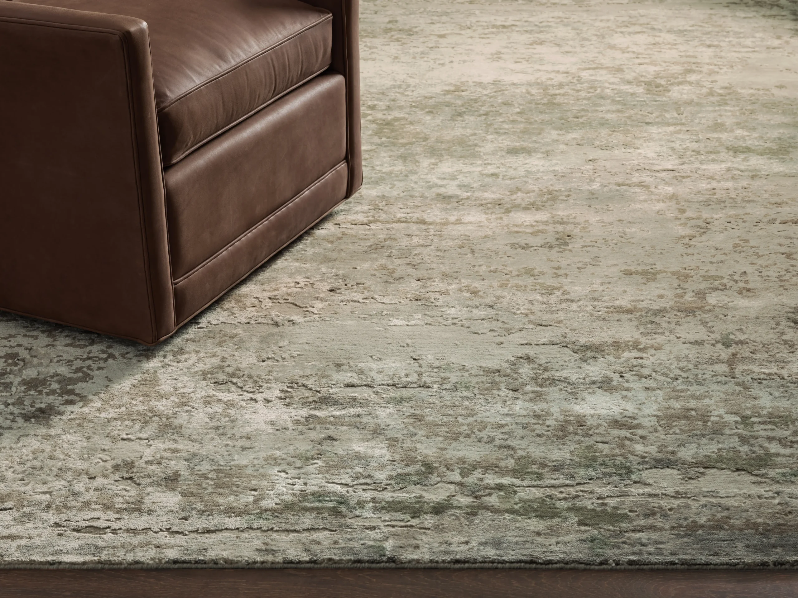 Wiona Hand-Knotted Rug